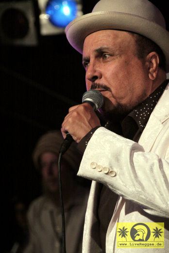 Dennis Alcapone (Jam) + Winston Reedy with Rude Rich and The Highnotes 8. Riverside Stomp - Reduit, Mainz-Kastel 02. Juni 2012 (19).JPG